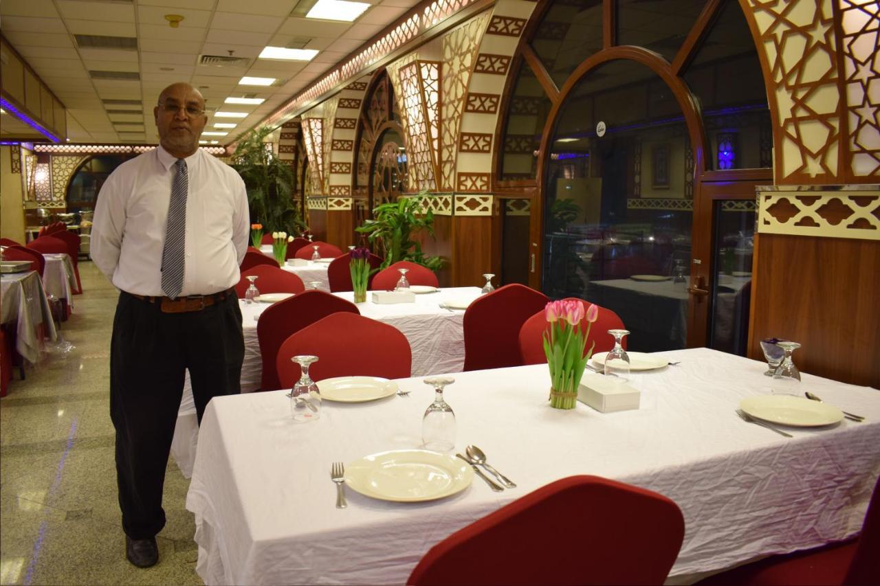 Con Code Al Nazeel Hotell Medina Exteriör bild